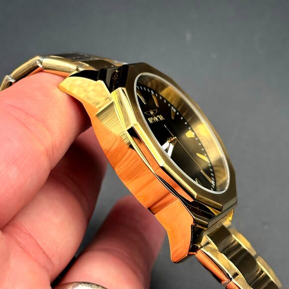 Invicta 46839 Speedway Gold Tone Mens Watch Black Dial Stainless Steel NIBWT - Picture 9 of 17